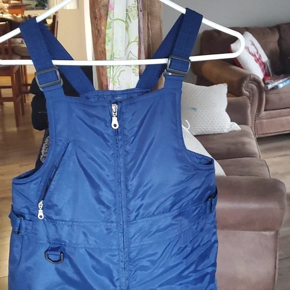 Arctix bibed snow suit 14/16. - Picture 3 of 4